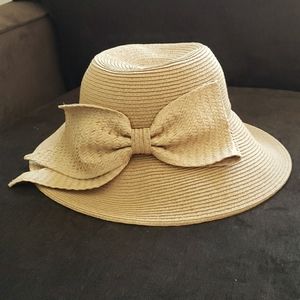 Straw (paper) Sun Hat with Large Bow